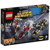 Конструктор Lego Super Heroes Бэтман Погоня на мотоциклах по Готэм-сити 76053
